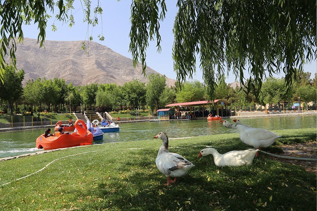 دریاچه قایقرانی