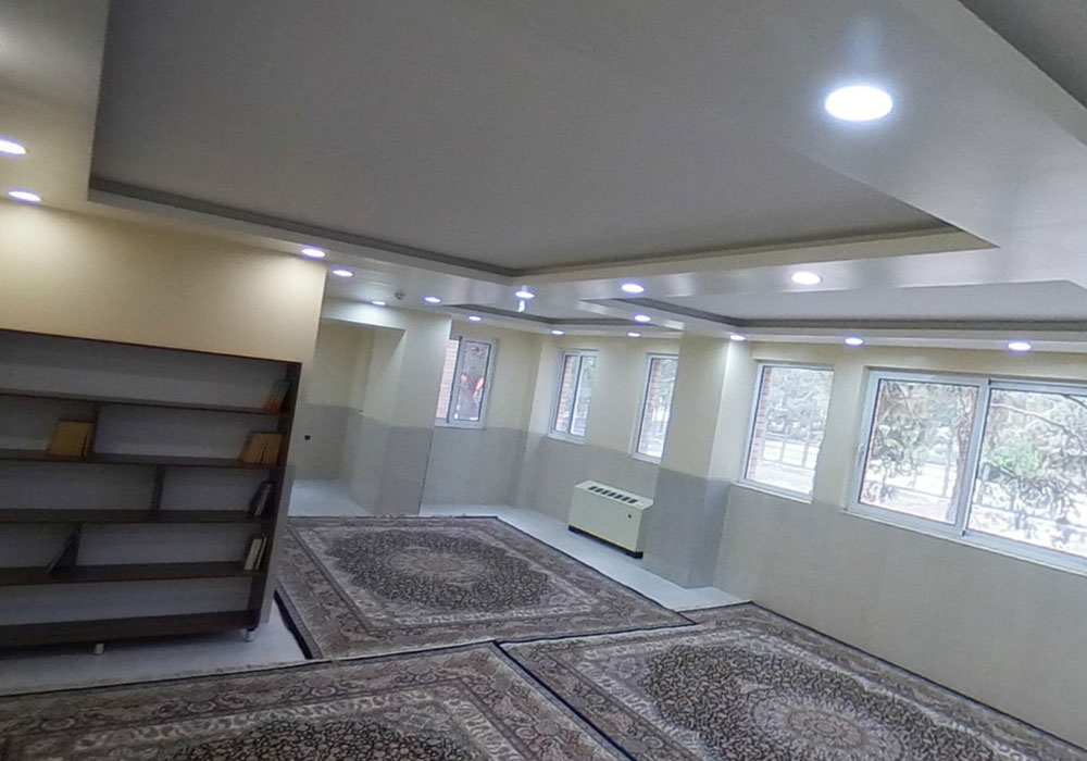 نمازخانه طبقه دوم مهمانسرای نقش جهان